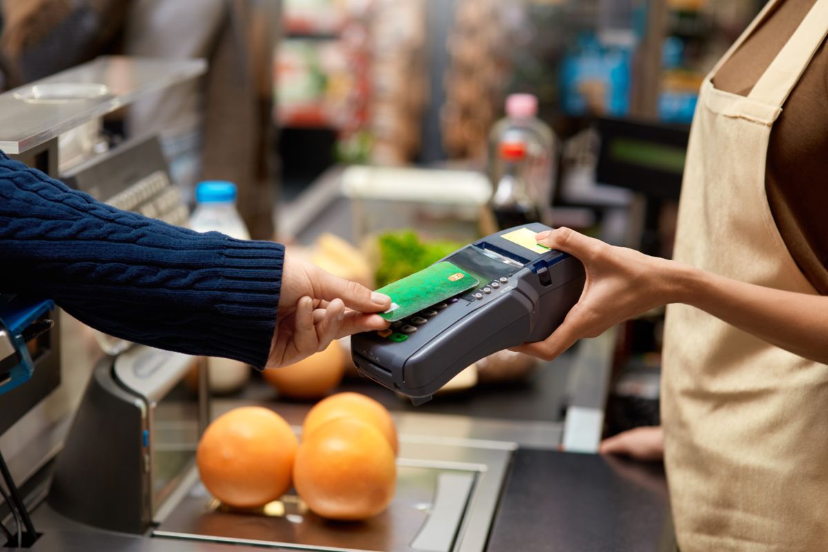 Pagamento con carta contactless