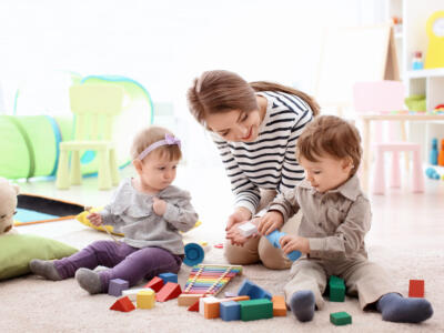 Babysitter con bambini