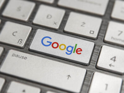 Google su una tastiera