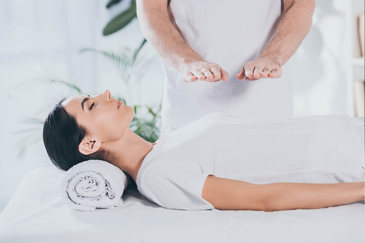Seduta di Reiki