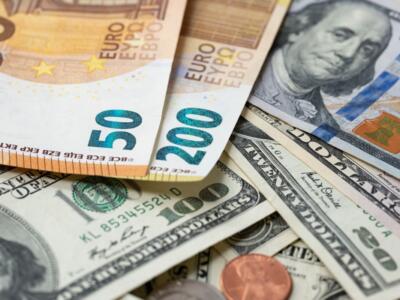 Banconote dollaro ed euro