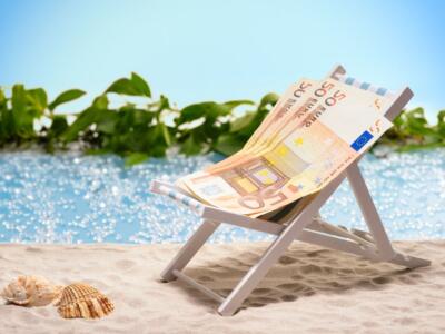 sdraio spiaggia mare soldi