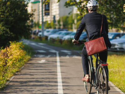 Lavoratore in bici