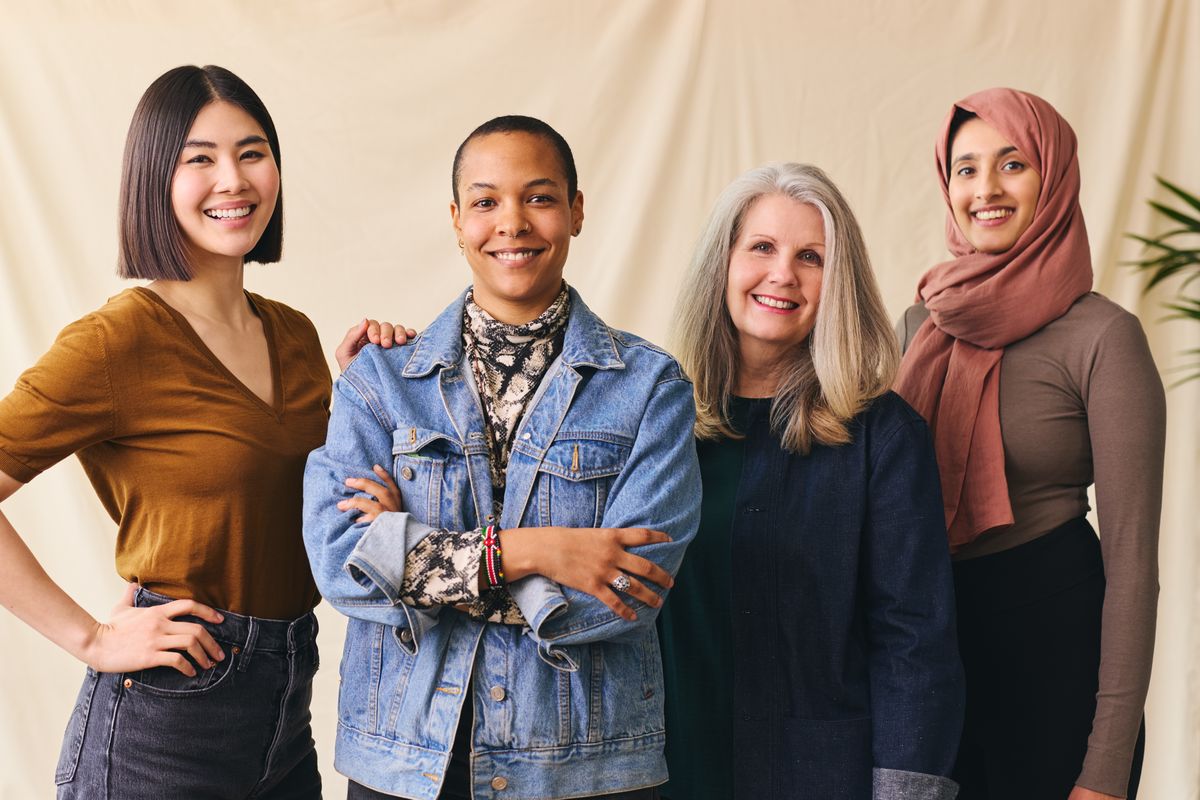 Donne di diversa etnia