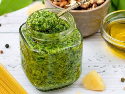 Un vasetto di pesto