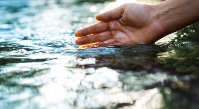 Estrarre acqua dall&#8217;aria per contrastare la siccità